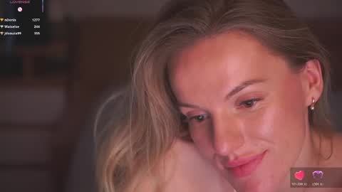 Sophie online show from May 22, 11:47 pm