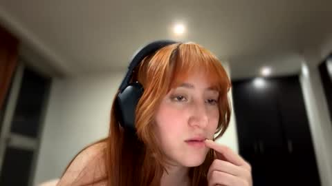 Elizabeth online show from May 5, 3:09 am
