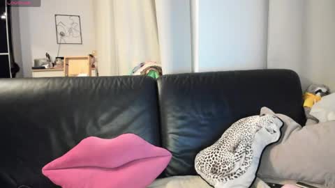 Vannessa online show from April 15, 9:15 pm