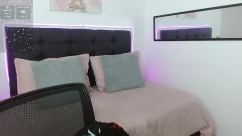 vane online show from March 26, 8:43 pm