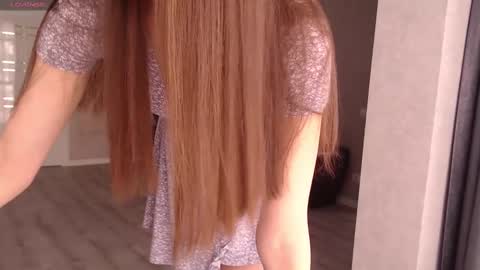 Varonica Caprii online show from March 8, 10:08 am