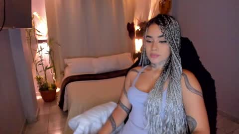 Vayolett Bass online show from May 23, 10:24 am