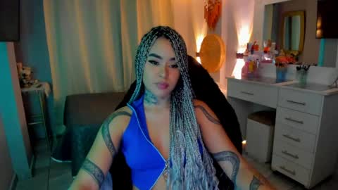 Vayolett Bass online show from April 1, 6:36 am