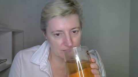 vea_motty online show from November 17, 1:23 pm