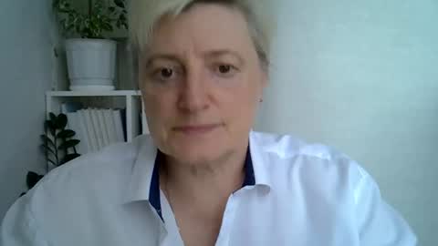 vea_motty online show from May 4, 2:43 pm