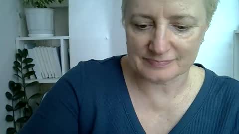 vea_motty online show from May 27, 10:45 am