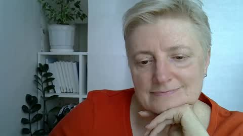 vea_motty online show from May 10, 3:36 pm