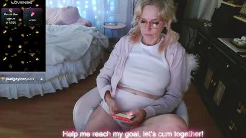 veafreeze online show from April 8, 6:04 am