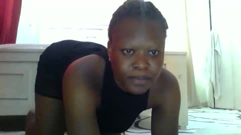 veev_1 online show from April 12, 8:39 am