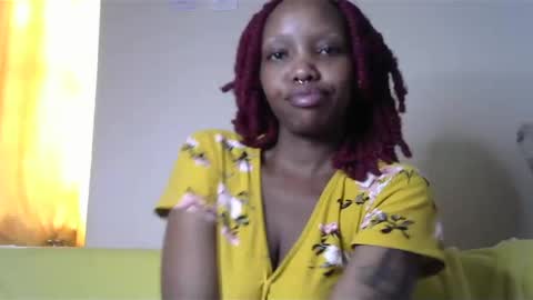 Snapshot of veey_dellah chatting on February 5, 12:27 pm veey online show from February 5, 12:27 pm
