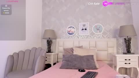   online show from January 15, 11:43 am