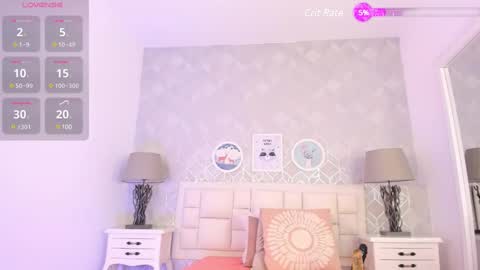   online show from December 10, 11:43 am