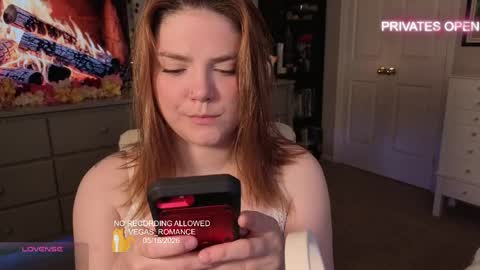 vegas_romance online show from May 17, 4:44 am
