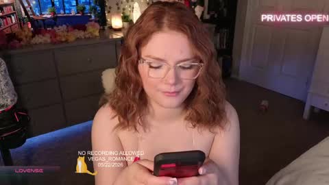 vegas_romance online show from May 23, 2:32 am