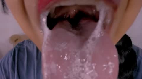 camila online show from November 13, 12:42 am