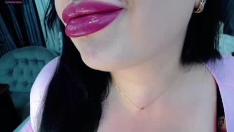 VeleryWOW online show from June 3, 1:34 pm