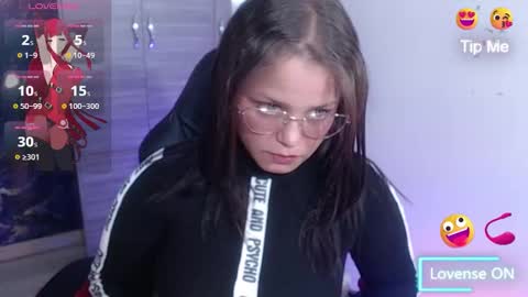 Vella online show from October 6, 9:52 pm