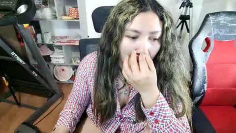 Im VelaI will be Christmas and New Year with my family December 22 to January 13 I will miss you guys. online show from December 15, 7:13 am