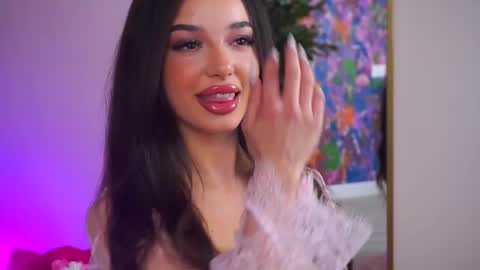 Velora online show from January 7, 7:17 pm