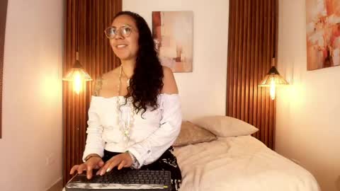 Emma Curly online show from April 25, 12:41 pm