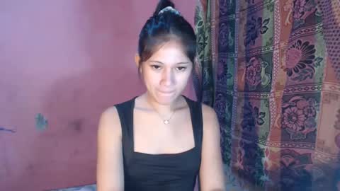 velvetmisa online show from May 28, 5:22 pm