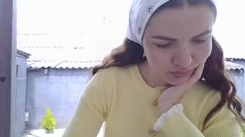 velvetmoon123 online show from May 22, 12:47 pm
