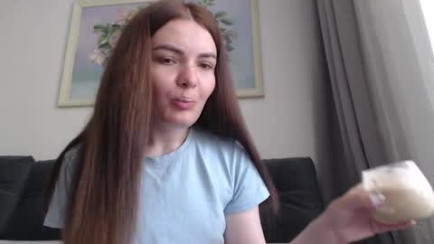 velvetmoon123 online show from May 24, 7:40 am