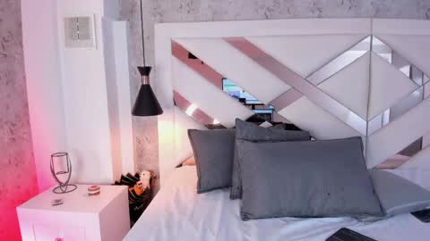 velvett_moon__ online show from May 10, 4:58 am