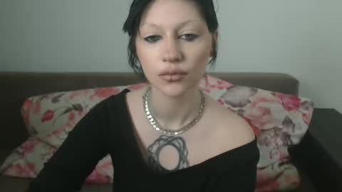 Snapshot of venera_goddess chatting on February 27, 9:00 am Naly online show from February 27, 9:00 am