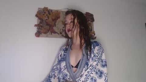 Venus Brave online show from March 27, 12:17 pm