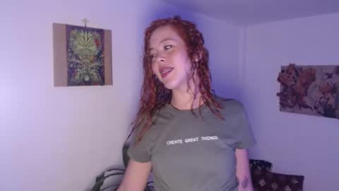 Venus Brave online show from February 1, 8:40 pm