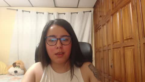 Venus online show from May 17, 2:22 am