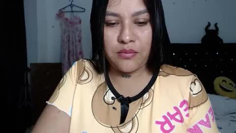 venus_menoza online show from April 7, 8:44 pm