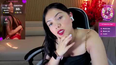 Venus  online show from May 15, 5:05 pm