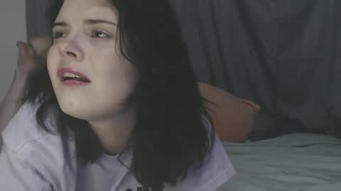 Miss Venus online show from June 11, 2:53 am