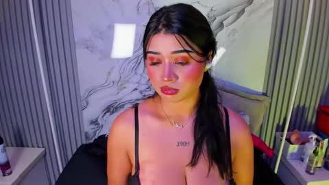 Venusowen  online show from May 3, 2:53 pm