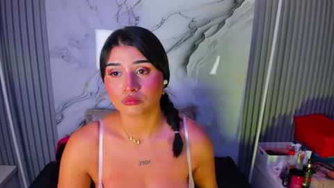 Venusowen  online show from May 12, 4:24 pm