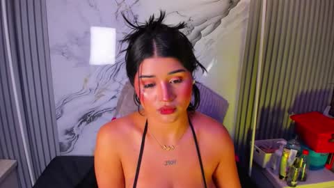 Venusowen  online show from May 6, 3:16 pm