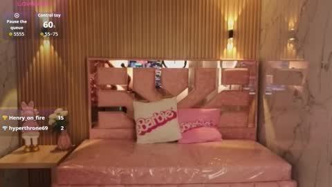 venuss online show from January 10, 3:06 pm