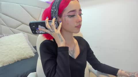 venusxneo online show from September 19, 10:09 pm