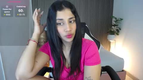 Nice to greet you my name is Vanessa  online show from December 11, 12:44 pm