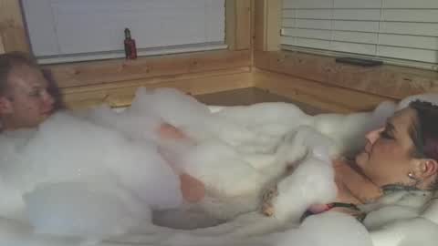 vera_xoxo online show from April 12, 8:39 am