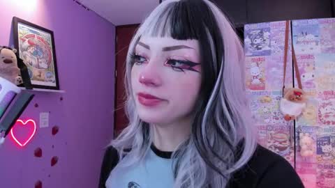     online show from October 21, 11:42 pm