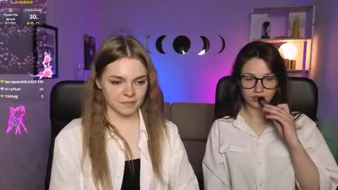 Ronni online show from June 27, 8:37 pm