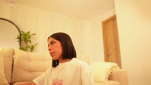 Veronica online show from December 5, 11:49 am