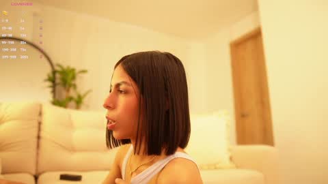 Veronica online show from December 9, 11:47 am