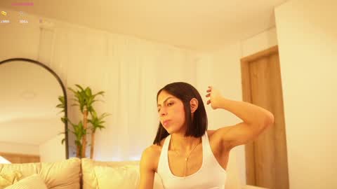 Veronica online show from December 15, 11:23 am