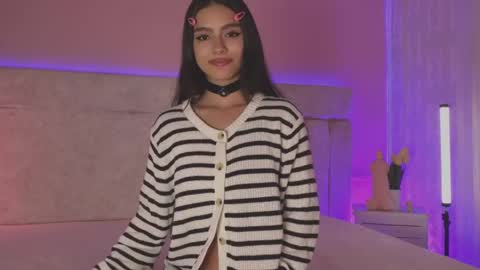 Vero  online show from May 14, 10:15 pm
