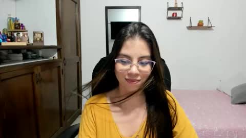 Veronica Miller online show from May 28, 1:25 am