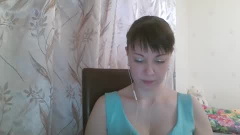 Snapshot of veronika_xi chatting on March 5, 7:05 am veronika_xi online show from March 5, 7:05 am
